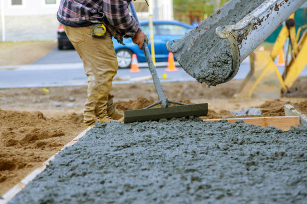 Best Driveway Concrete Repair  in Hyrum, UT